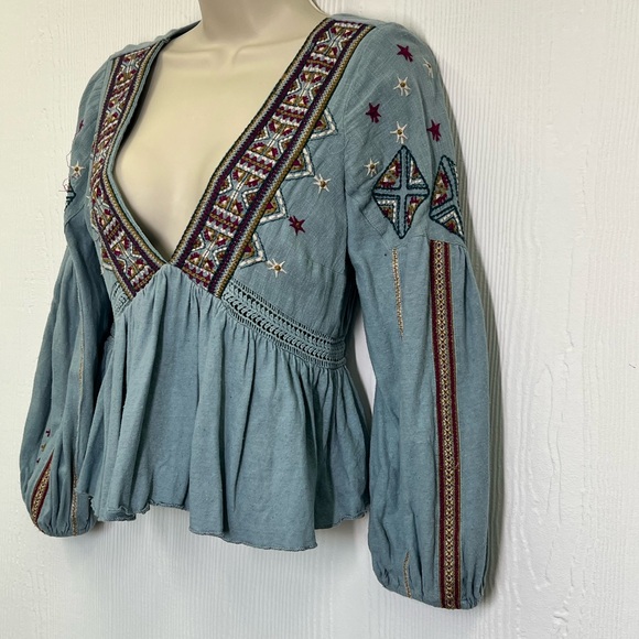 Free People - Aria Lagoon Embroidered Floral Flowy Deep V Neck Blouse Size XS - Picture 7 of 12